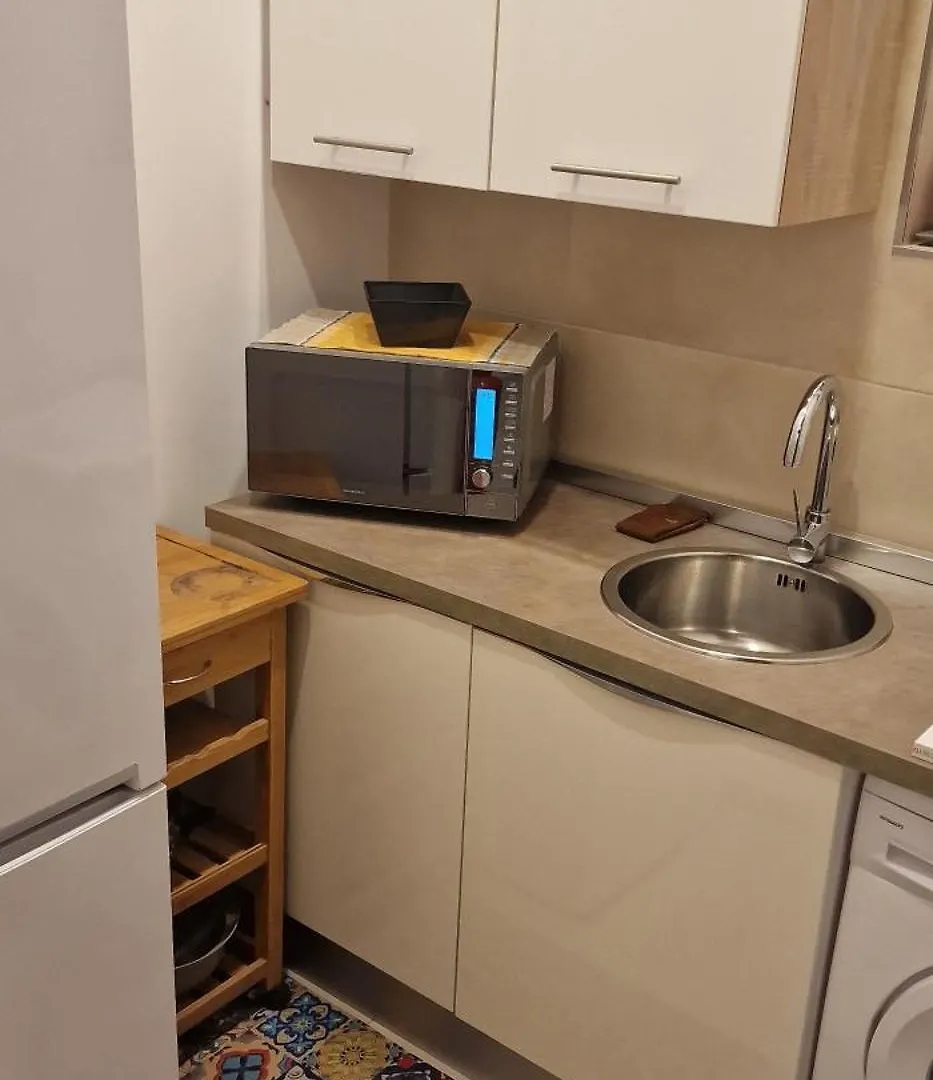 Sliema Central Seafront O'Clock B&B Malta Bed & Breakfast