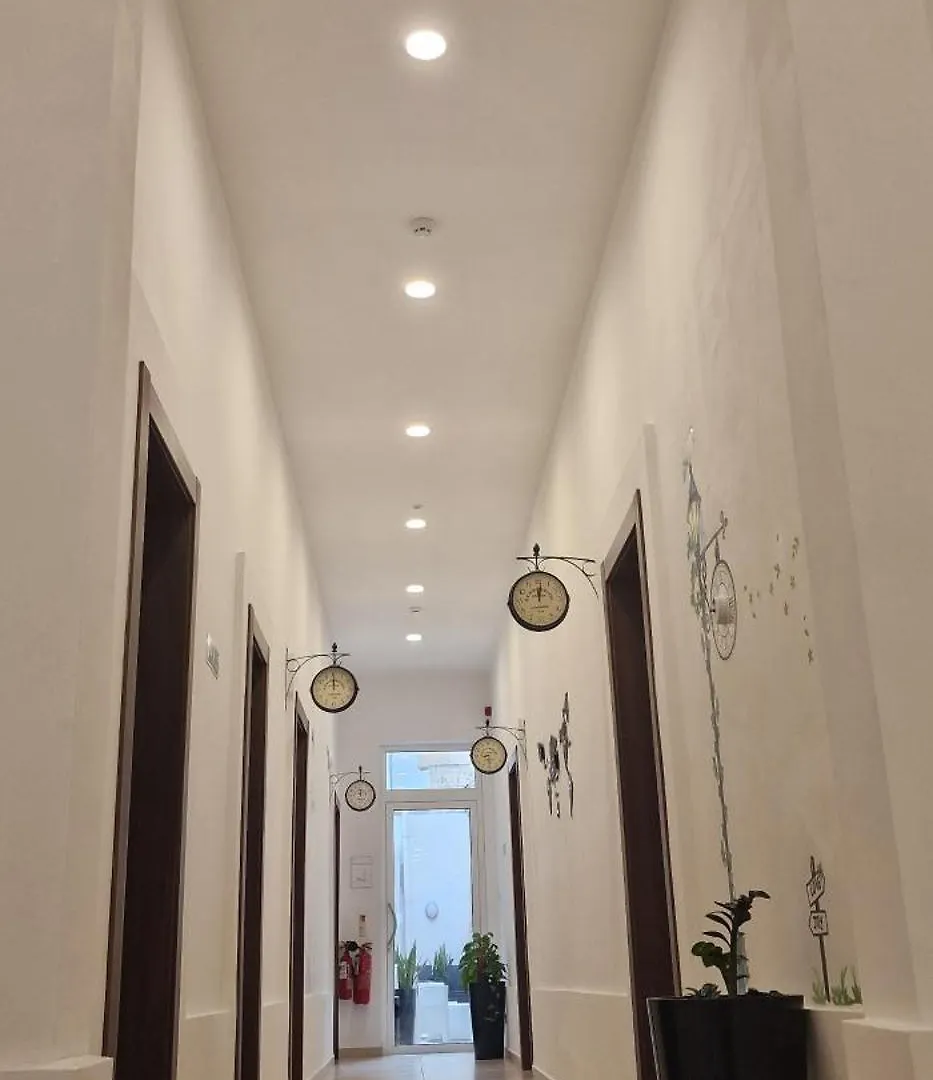 Sliema Central Seafront O'Clock B&B Malta