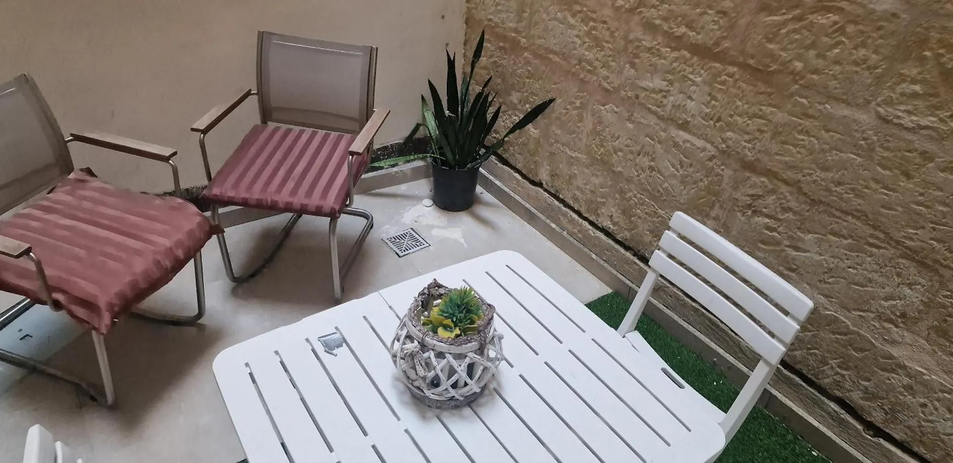 Bed & Breakfast Sliema Central Seafront O'Clock B&B Malta